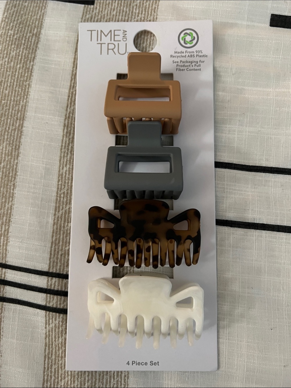 Time and Tru 4-Piece Hair Claw Set in Tan, Gray, Tortoise, and White